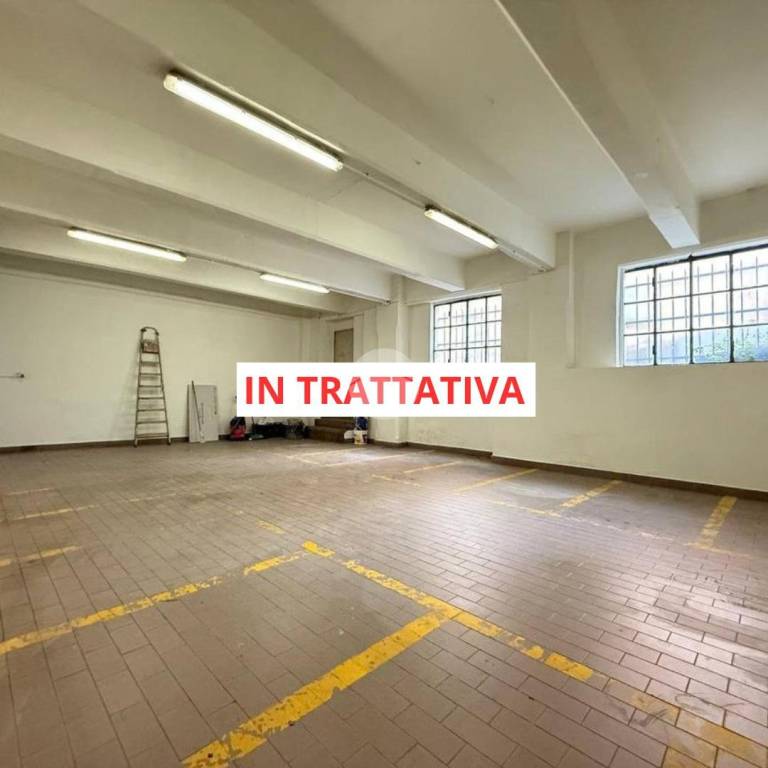 locale di sgombero in vendita a Genova in zona San Fruttuoso