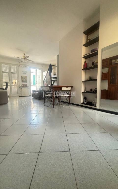 appartamento in vendita a Genova in zona Sampierdarena