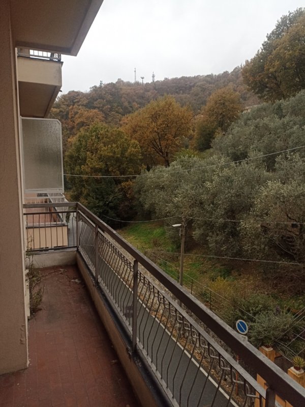 appartamento in vendita a Genova in zona Molassana