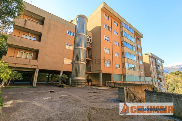 appartamento in vendita a Genova in zona Voltri