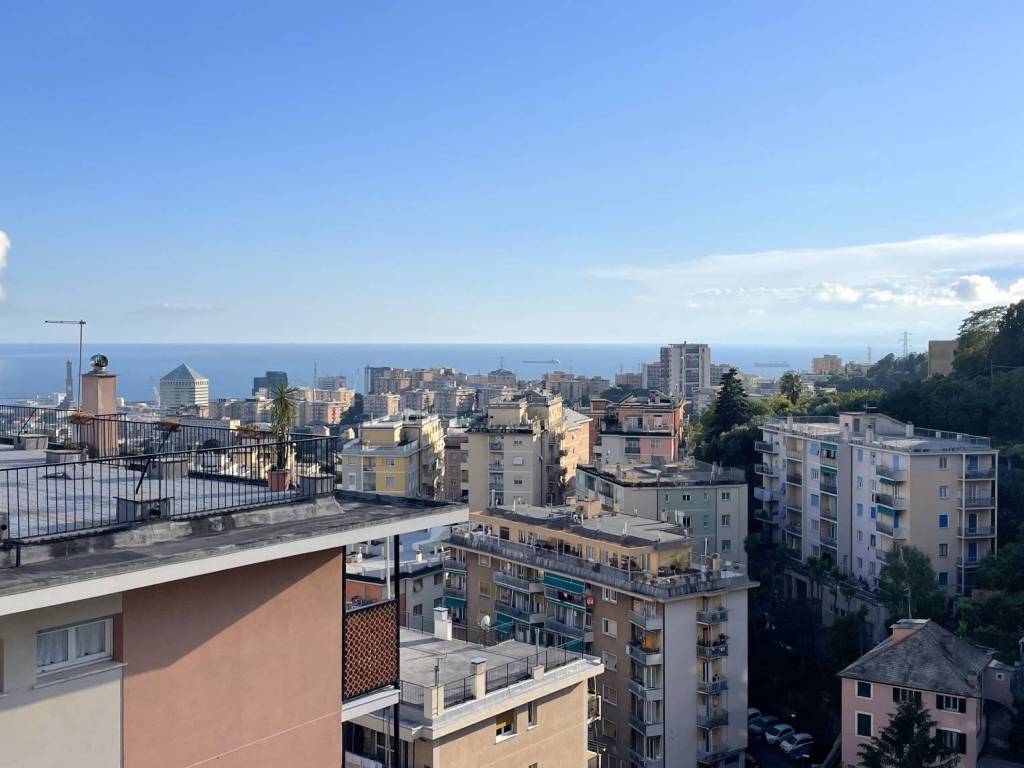 appartamento in vendita a Genova in zona San Teodoro