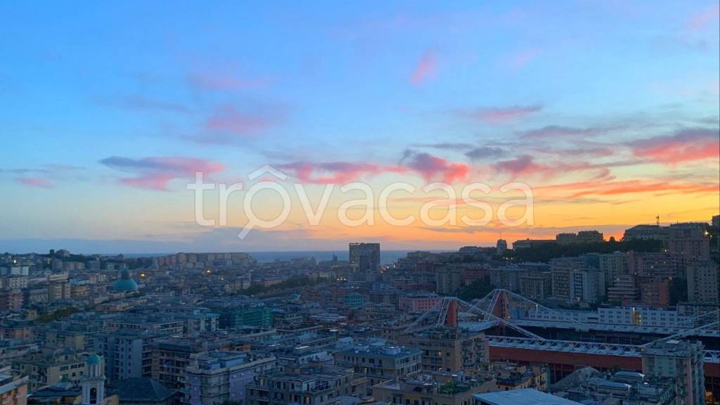 appartamento in vendita a Genova in zona Marassi
