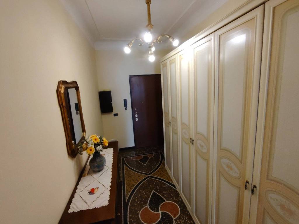 appartamento in vendita a Genova in zona Sampierdarena
