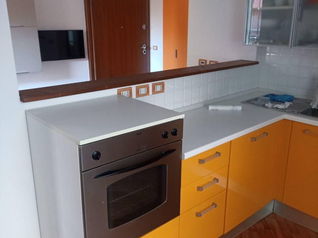 appartamento in vendita a Genova in zona Sestri Ponente