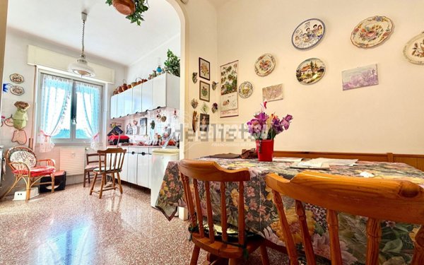 appartamento in vendita a Genova in zona Sestri Ponente