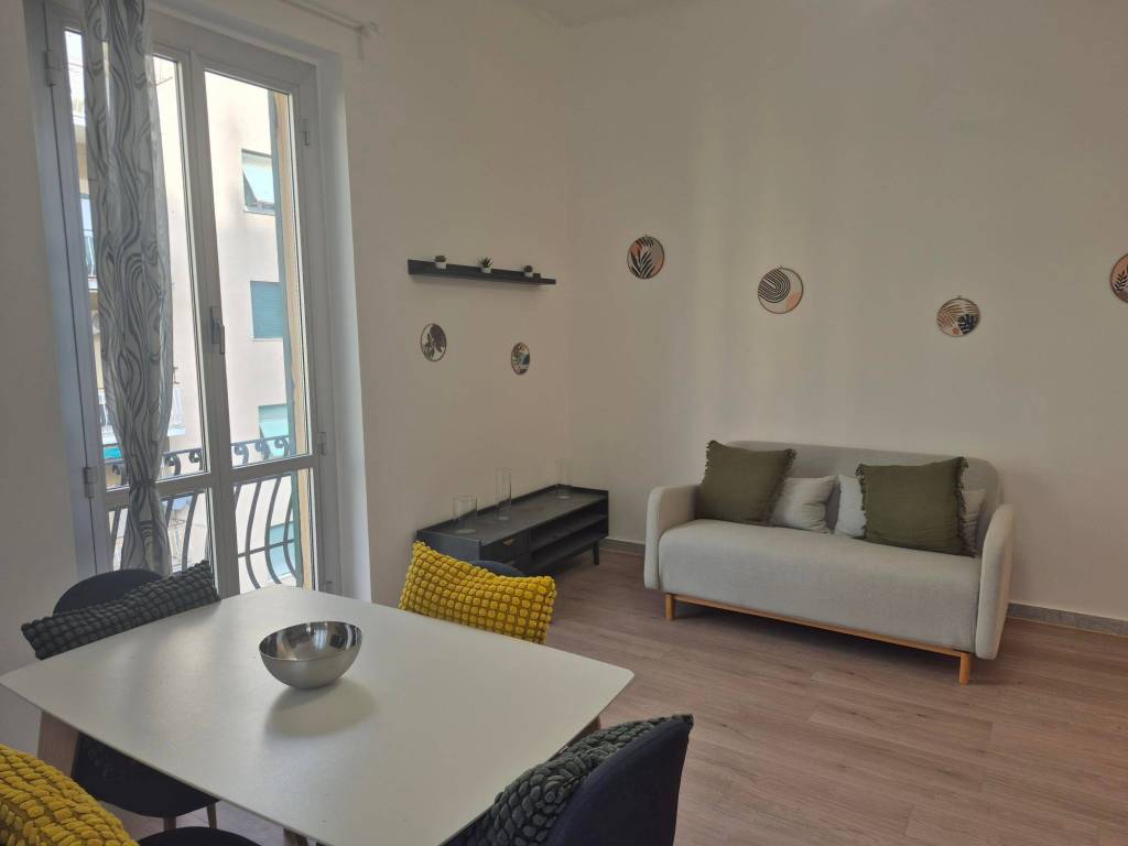 appartamento in vendita a Genova in zona Marassi