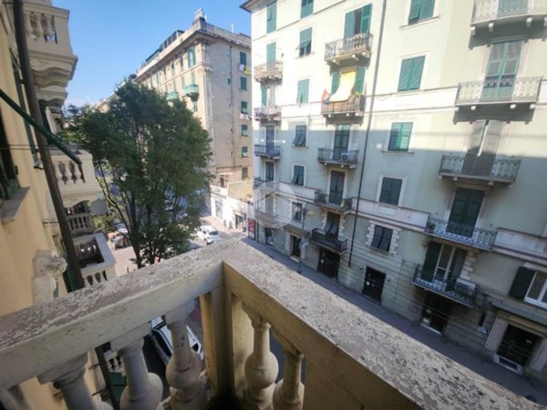 appartamento in vendita a Genova in zona Certosa
