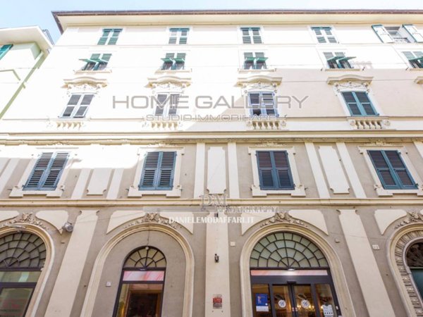 negozio in vendita a Genova in zona Nervi