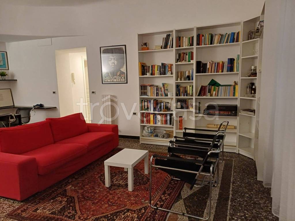 appartamento in vendita a Genova in zona Lagaccio / Granarolo