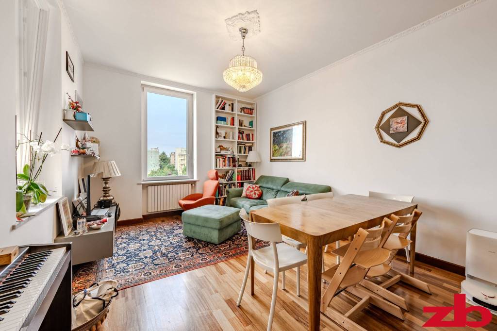 appartamento in vendita a Genova in zona Sturla