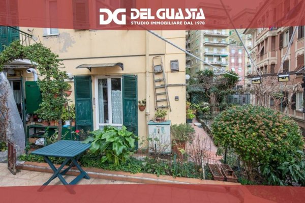 appartamento in vendita a Genova in zona Castelletto