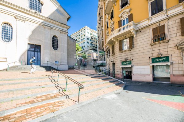 appartamento in vendita a Genova in zona Castelletto