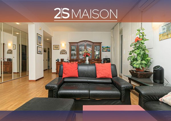 appartamento in vendita a Genova in zona Sestri Ponente