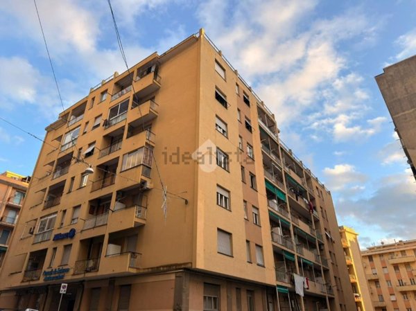 appartamento in vendita a Genova in zona Voltri