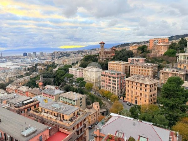 appartamento in vendita a Genova in zona Castelletto