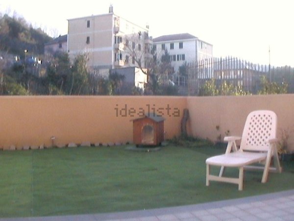 appartamento in vendita a Genova in zona Rivarolo