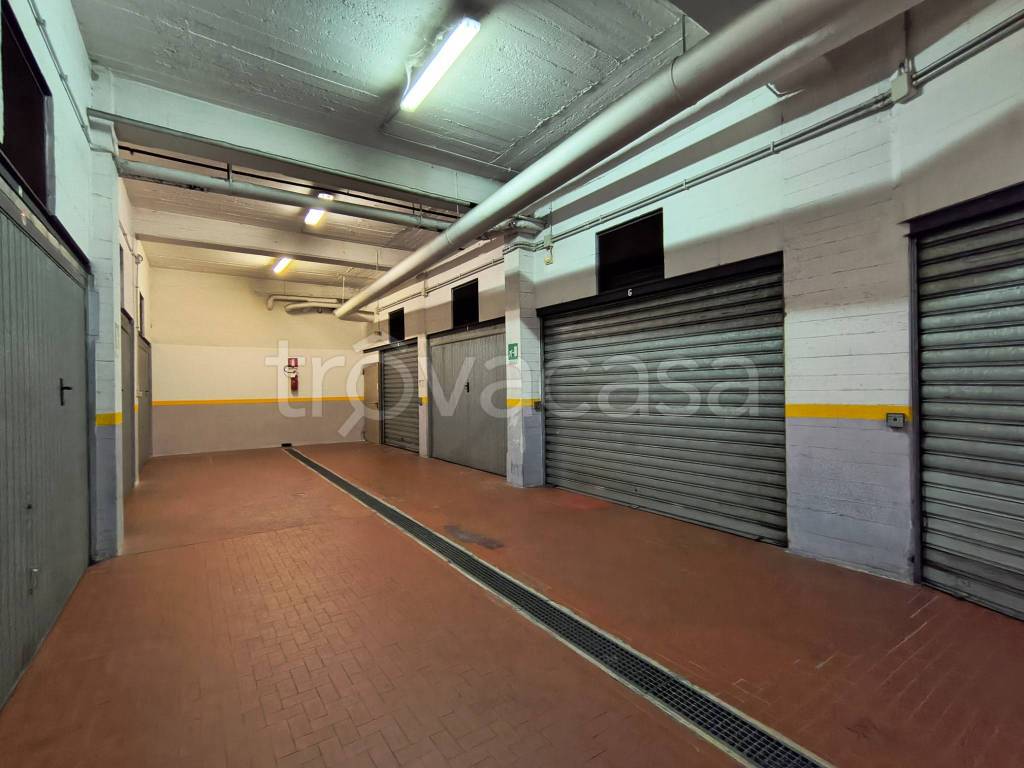 casa indipendente in vendita a Genova in zona Sampierdarena