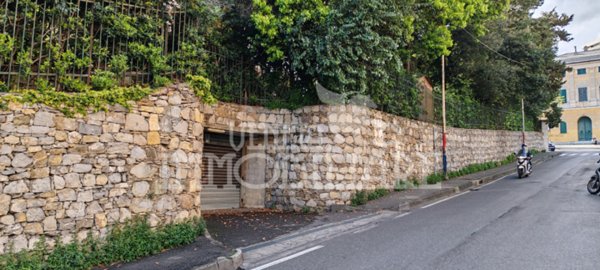 casa indipendente in vendita a Genova