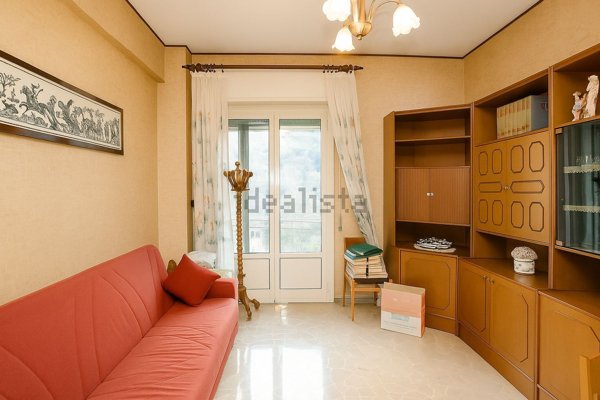 appartamento in vendita a Genova in zona Palmaro / Pra'