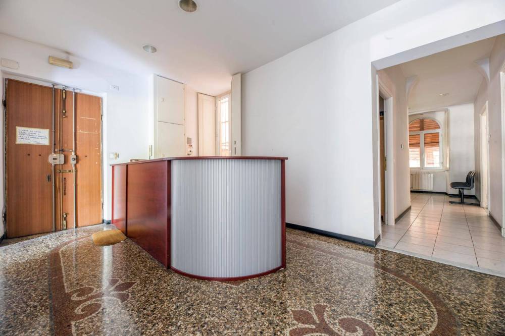 appartamento in vendita a Genova in zona Oregina