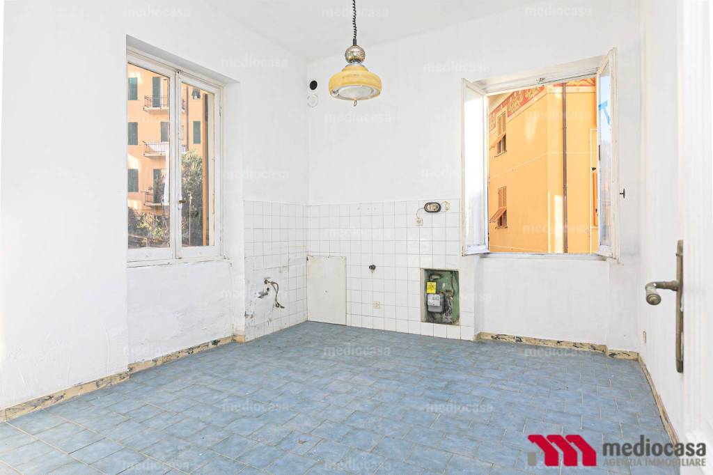 appartamento in vendita a Genova in zona Oregina