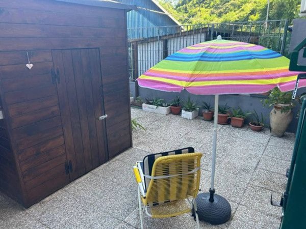 appartamento in vendita a Genova in zona Rivarolo