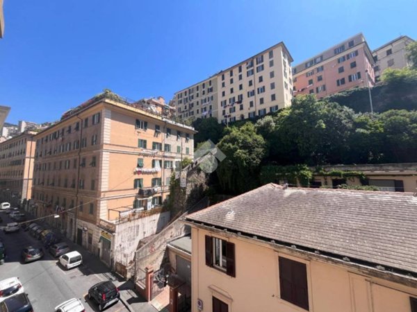 appartamento in vendita a Genova in zona Lagaccio / Granarolo