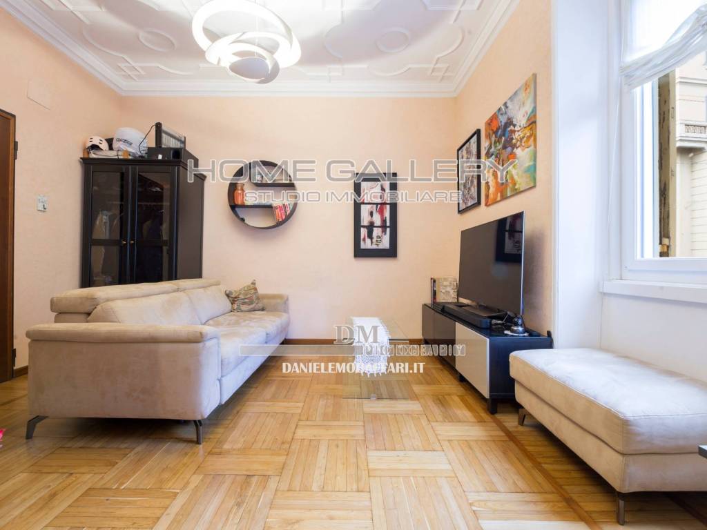 appartamento in vendita a Genova in zona Sturla