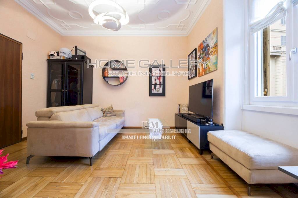 appartamento in vendita a Genova in zona Sturla