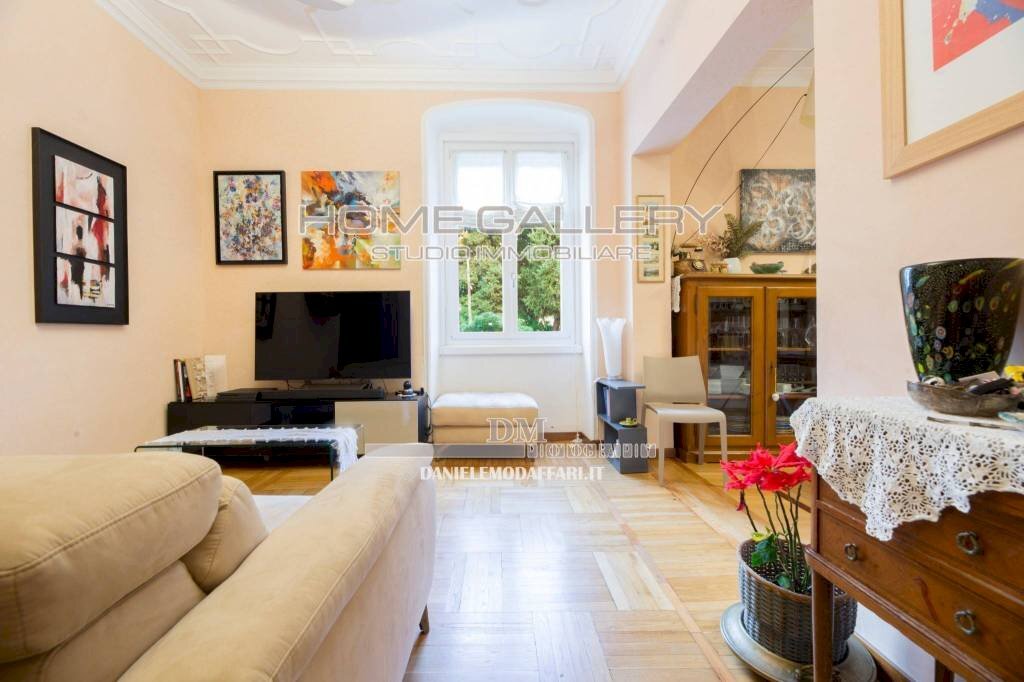 appartamento in vendita a Genova in zona Sturla