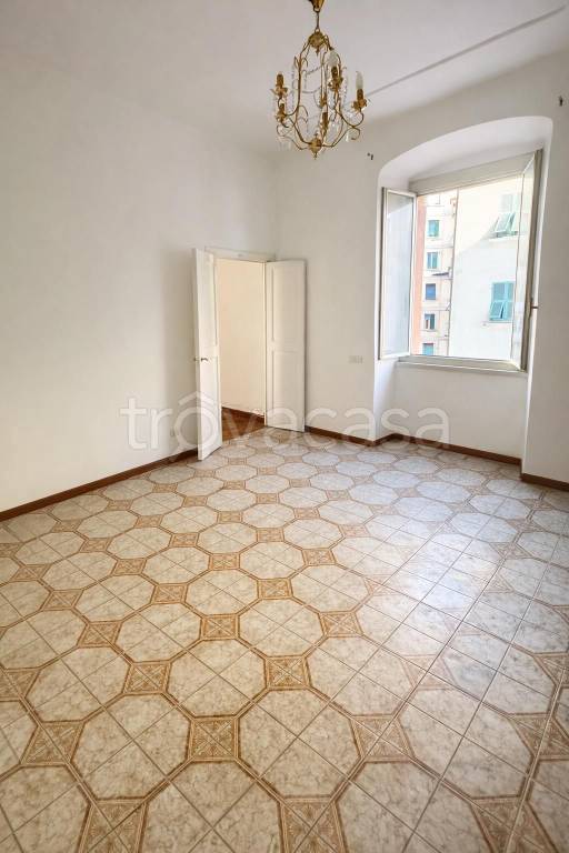 appartamento in vendita a Genova in zona Sampierdarena