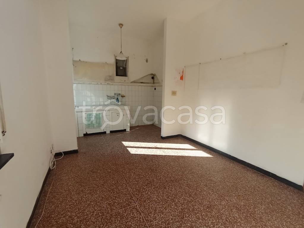 appartamento in vendita a Genova in zona Sampierdarena