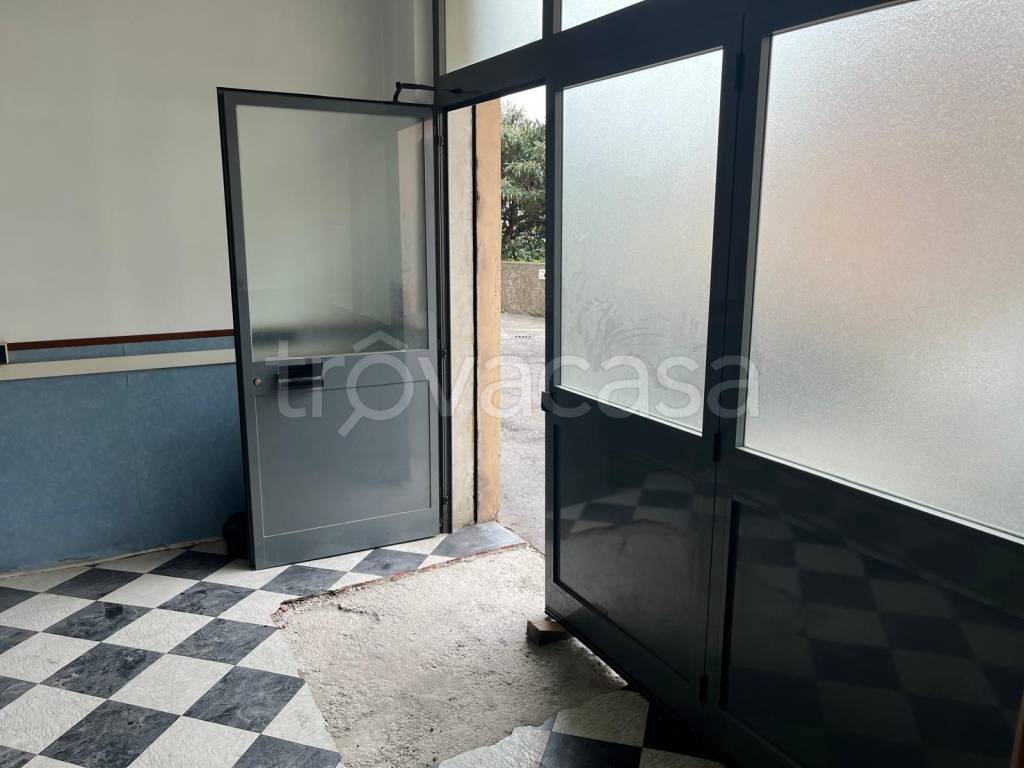 negozio in vendita a Genova in zona San Martino