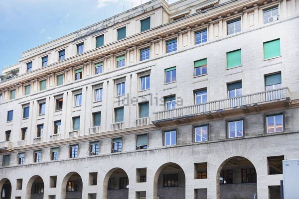 ufficio in vendita a Genova in zona Foce