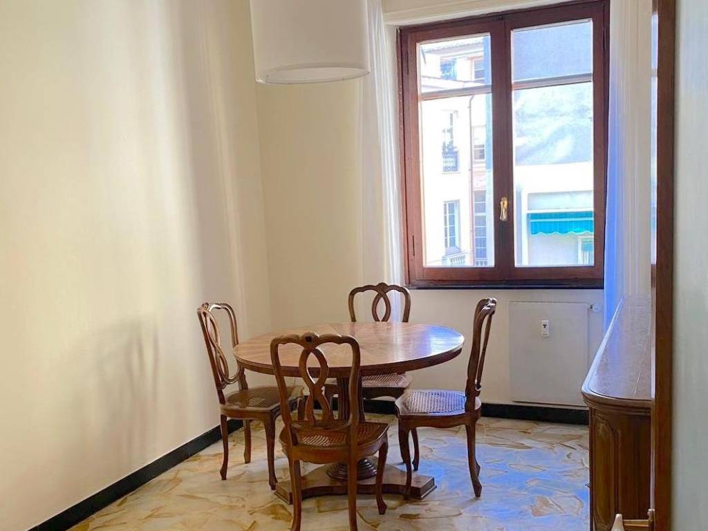 appartamento in vendita a Genova in zona Lagaccio / Granarolo