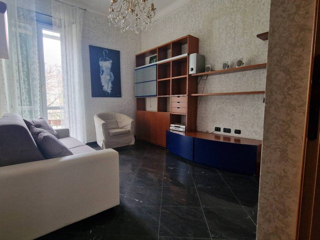 appartamento in vendita a Genova in zona Molassana