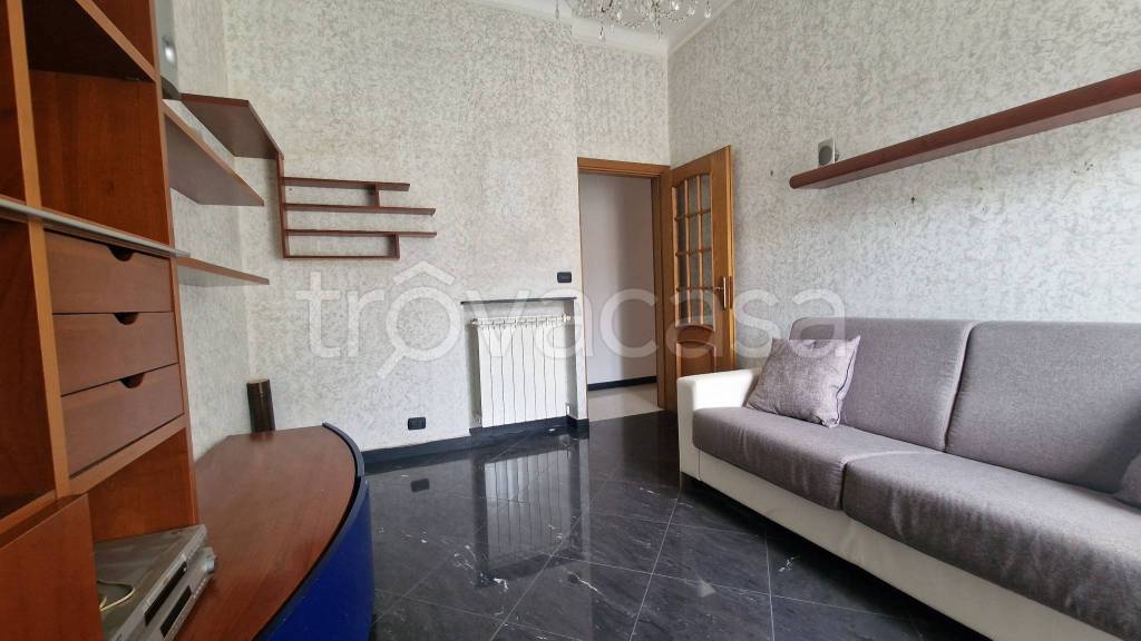 appartamento in vendita a Genova in zona Molassana