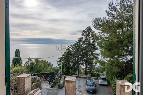 appartamento in vendita a Genova in zona Nervi