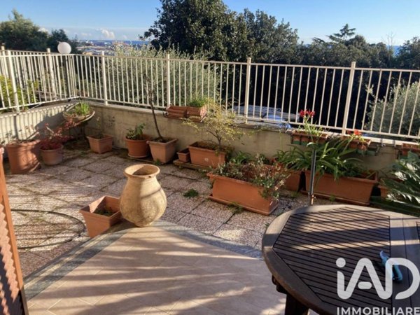 appartamento in vendita a Genova in zona Pegli