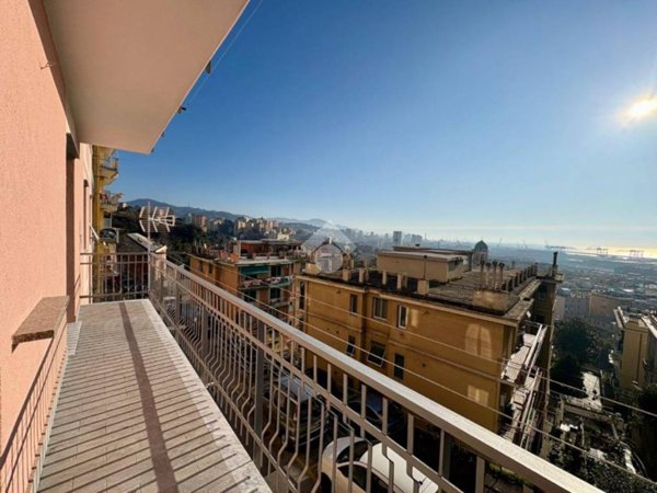 appartamento in vendita a Genova in zona Cornigliano
