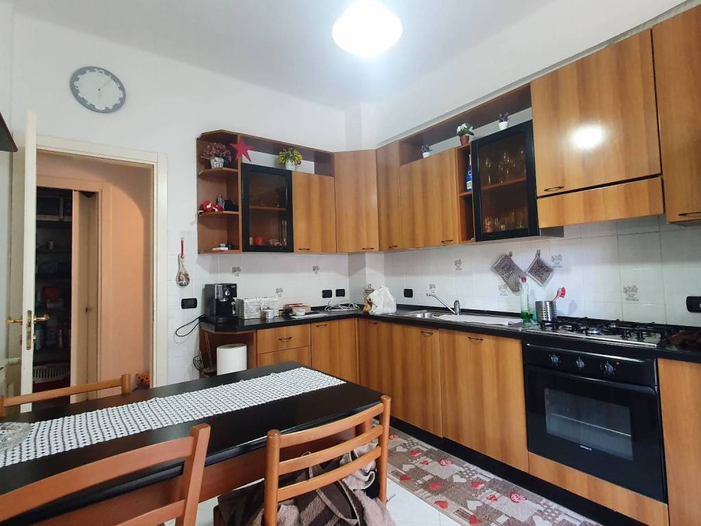 appartamento in vendita a Genova in zona Marassi