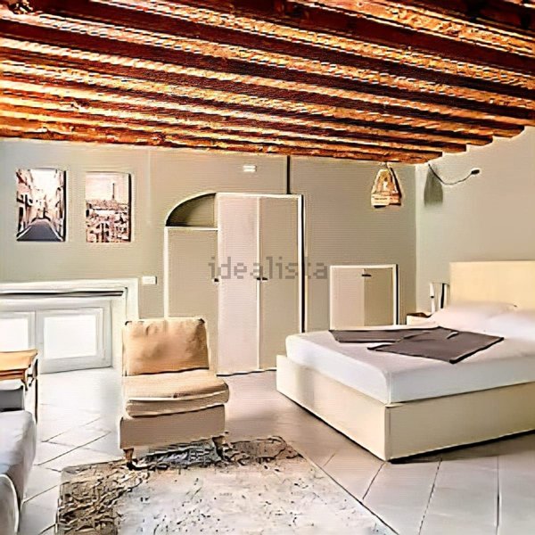 appartamento in vendita a Genova in zona Sottoripa / Maddalena / Molo