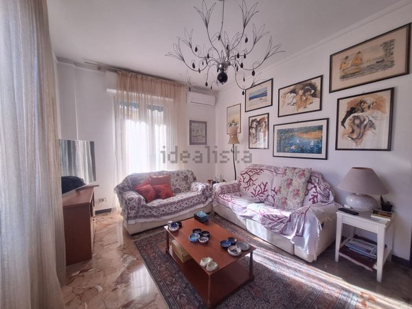 appartamento in vendita a Genova in zona Bolzaneto