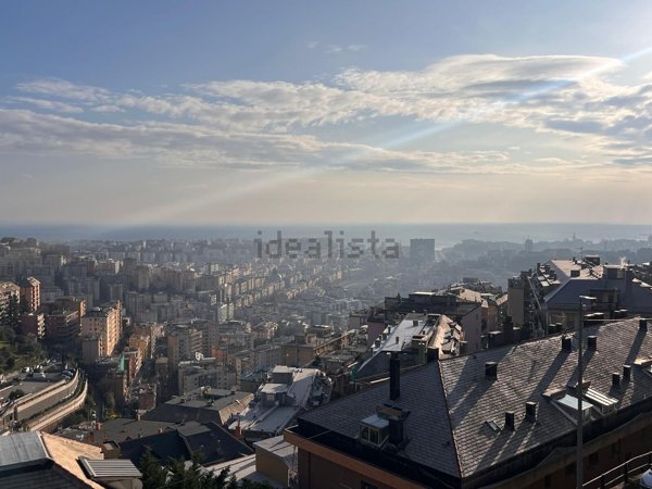 appartamento in vendita a Genova in zona Marassi