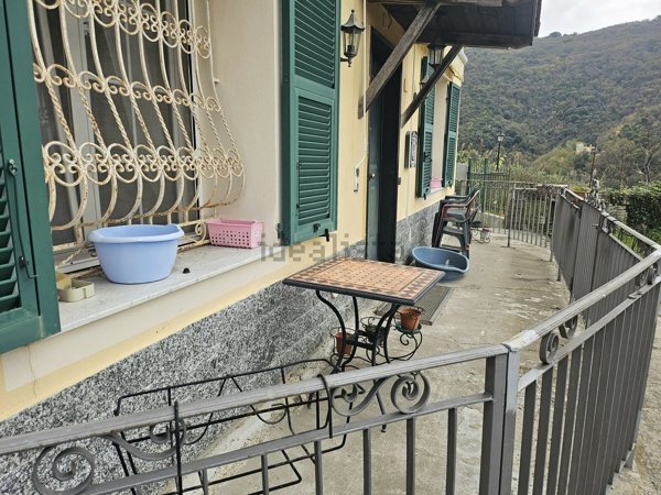 appartamento in vendita a Genova in zona Quezzi