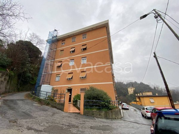 appartamento in vendita a Genova in zona Bolzaneto