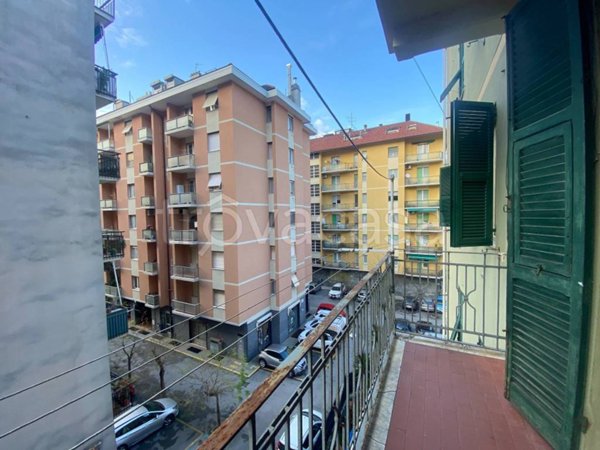 appartamento in vendita a Genova in zona Bolzaneto