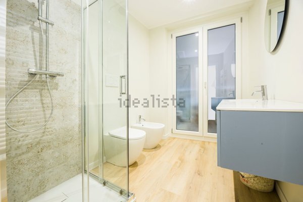 appartamento in vendita a Genova in zona Sottoripa / Maddalena / Molo