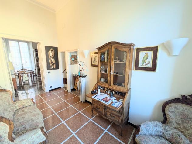 appartamento in vendita a Genova in zona Castelletto