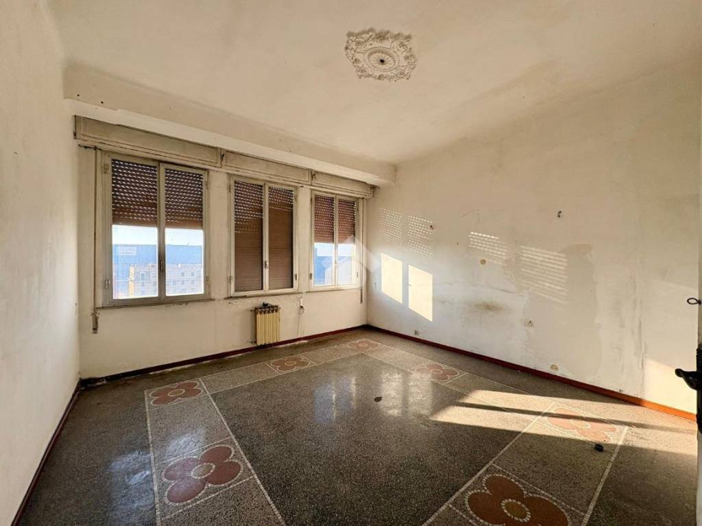appartamento in vendita a Genova in zona Cornigliano